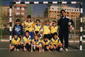 PROPUESTA DE CONTENIDOS POR CATEGORÍAS PARA UNA ESCUELA DE FÚTBOL SALA